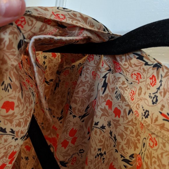 Floral Print Women's Top - Picture 9 of 9